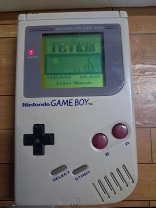 Nintendo Game Boy Clásica con Tetris