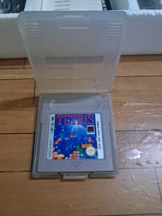 Nintendo Game Boy Clásica con Tetris
