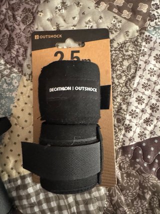 Guantes y vendas boxeo Outshock 14 oz