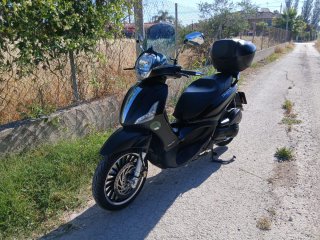 Piaggio Beverly Police Negro