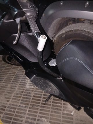 Piaggio Beverly Police Negro
