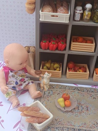 Puesto de mercado miniatura con accesorios