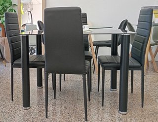 Mesa ̈ comedor + ̈4 ̈ sillas, Cómodas. !En Oferta¡