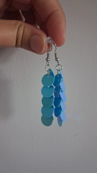 Pendientes largos lentejuelas azules