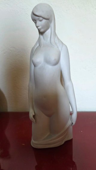 Figura desnudo porcelana Lladro