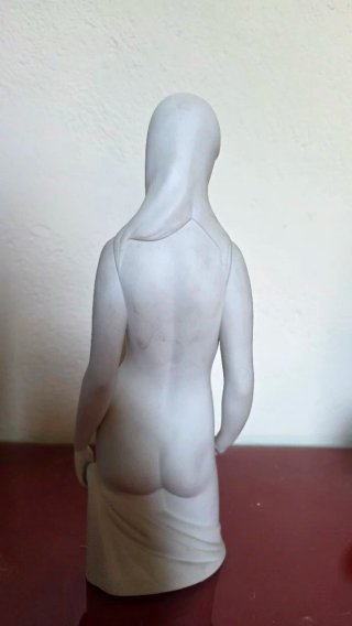 Figura desnudo porcelana Lladro