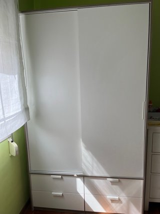 Armario Blanco Ikea con Cajones