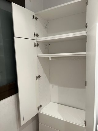 Guardaroba bianco IKEA