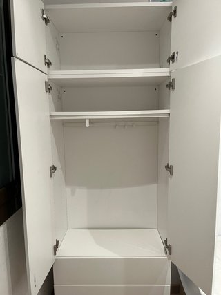 Guardaroba bianco IKEA