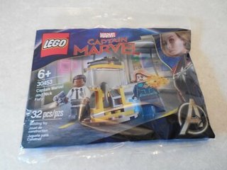 Lego Marvel 30453 - Captain Marvel and Nick Fury