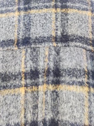 Abrigo cuadros oversize gris y marino