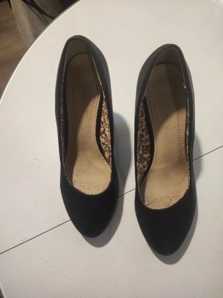 Zapatos de tacón negros