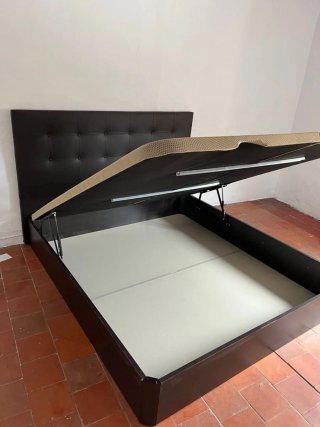 Canapés abatible con colchónes