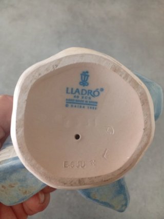 Figura porcelana Lladro aguadora esparta azul