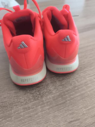 Deportivas Adidas rojo flúor y Rosa