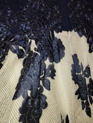 Vestido de fiesta azul y blanco