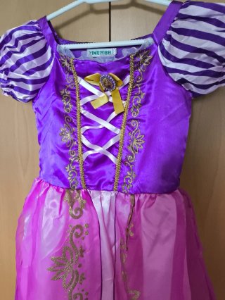 Disfraz Princesa Rapunzel Morado. Talla 12