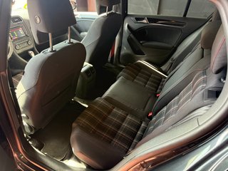 Volkswagen Golf 2011 GTI 211CV PEGATINA C