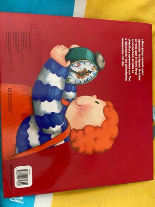 ¿Qué hora es, Teo? Libro con reloj