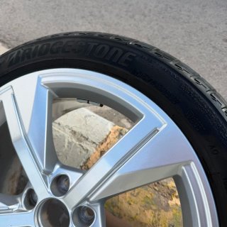 LLANTAS AUDI 17" CON NEUMÁTICOS