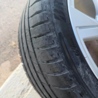 LLANTAS AUDI 17" CON NEUMÁTICOS
