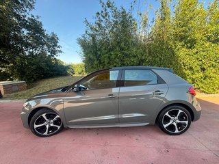 Audi A1 2021
