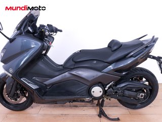 YAMAHA T-MAX 530