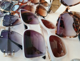 LOTE GAFAS SOL NUEVAS. ELIGE 5.
