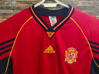 Camiseta Retro Roja y Azul