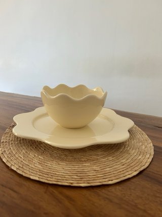 Vajilla cerámica beige