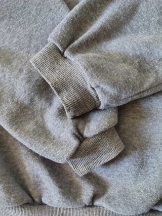 Sudadera gris tela fina