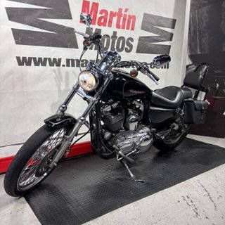 HARLEY DAVIDSON Sportster 1200 Custom