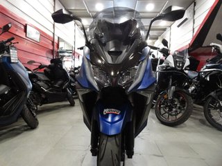 Kymco AK 550