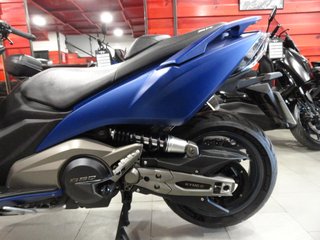 Kymco AK 550