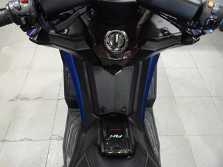 Kymco AK 550