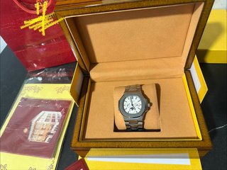 Reloj Pat Ph Nautilus Automatico