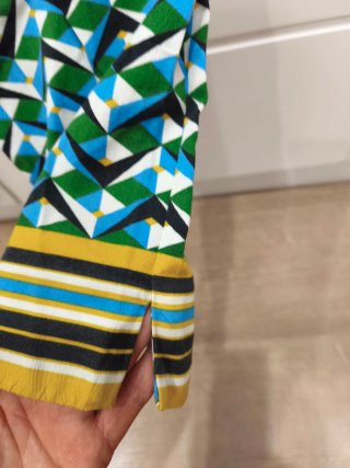 Pantalón Zara pitillo estampado