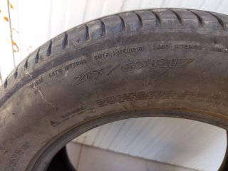 Neumático Michelin 215/65 R17