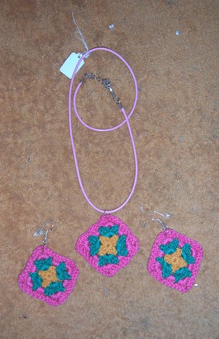 Conjunto Collar y Pendientes Crochet