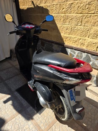 Honda Dylan 125cc Scooter