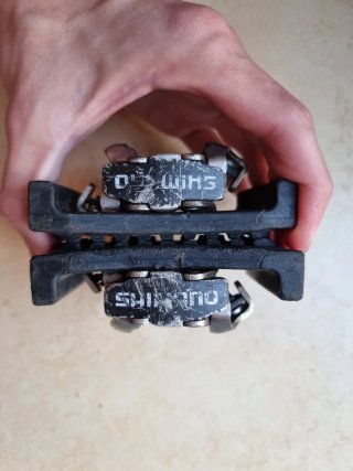 Pedales Shimano M520 automáticos SPD