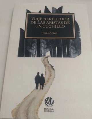 Viaje alrededor de las aristas de un cuchillo