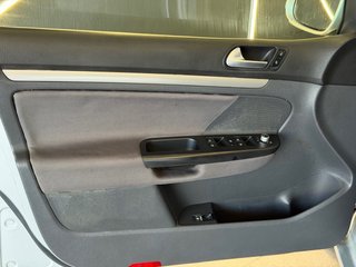 Volkswagen Golf 2006 ¡con PANTALLA TACTIL!