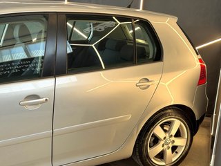 Volkswagen Golf 2006 ¡con PANTALLA TACTIL!