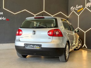 Volkswagen Golf 2006 ¡con PANTALLA TACTIL!