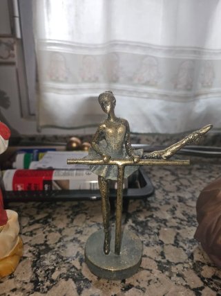 Figura bailarina ballet metal