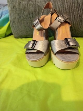 Sandalias de cuña  plateadas