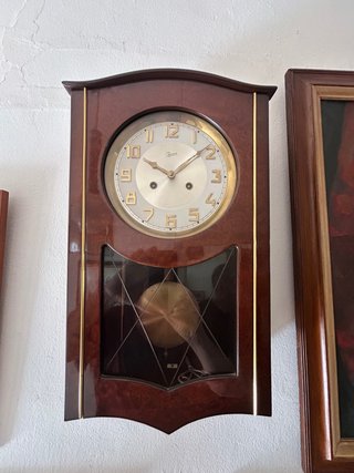 Reloj de pared Juna antiguo