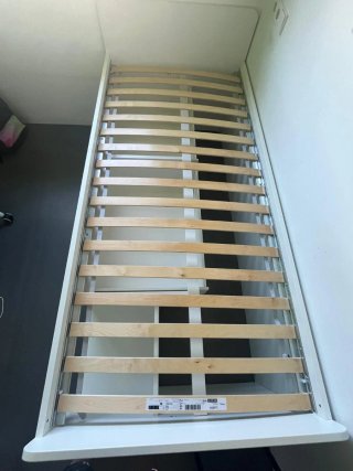 Cama individual Ikea 90x200cm con cajones