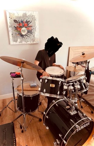 Clase de música bateria acustica